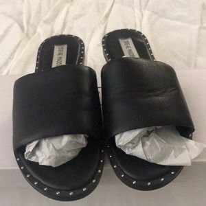 Steve Madden Black Leather slip ons